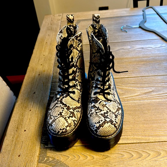 italian leather Shoes - Italian leather books bought in Milan